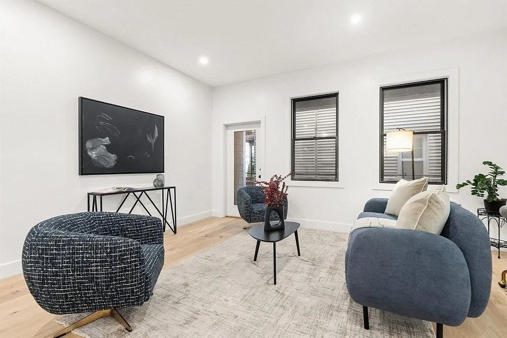 47 Condor Street, Unit 302 - Photo 3 of 17