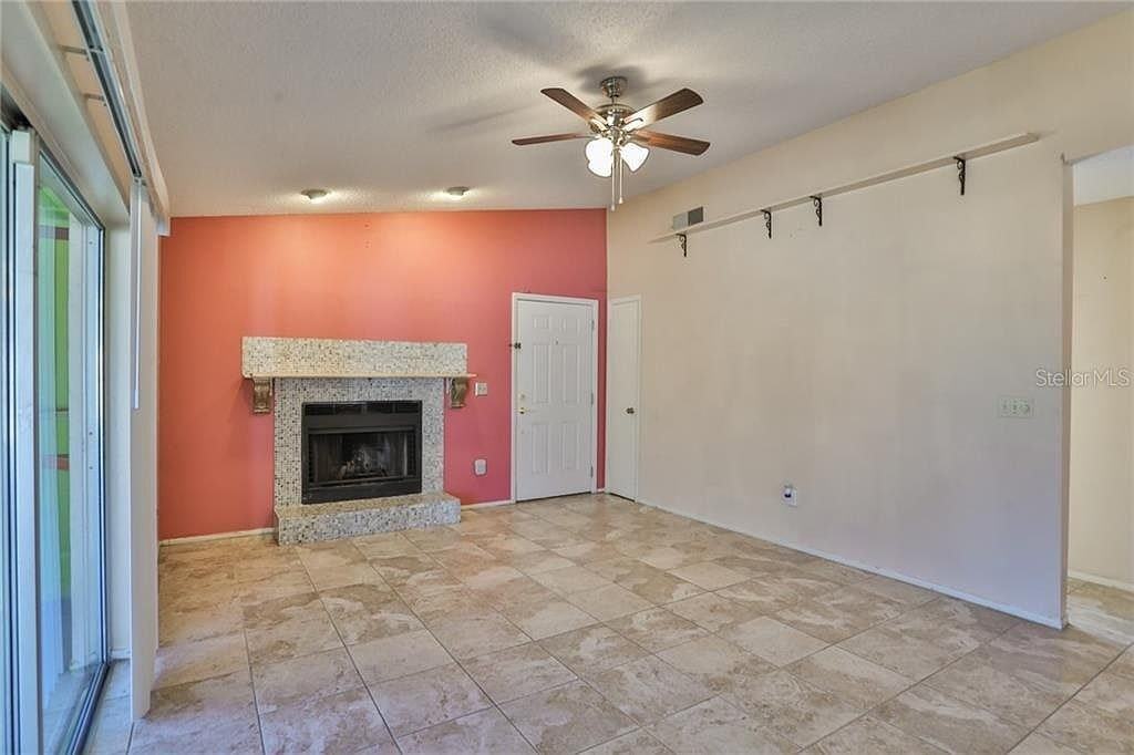 1202 Coolridge Drive - Photo 5 of 12