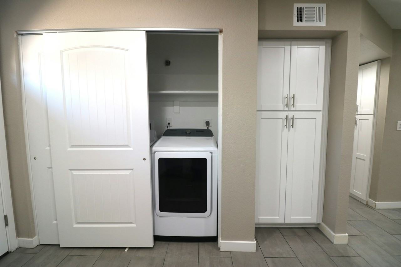 1 North Naco Way, Unit 3 - Photo 6 of 16