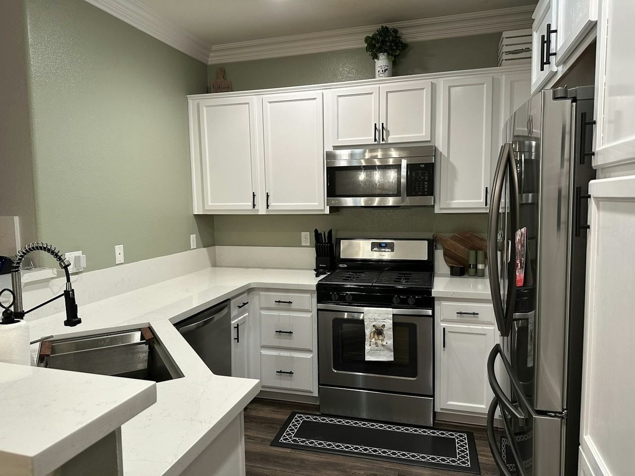 203 Dante Circle - Photo 4 of 17