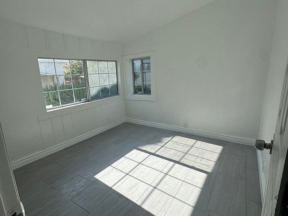 1076 Mira Mar Avenue - Photo 2 of 7