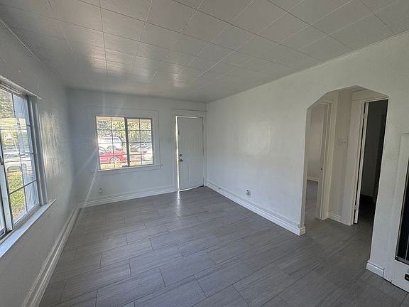 1076 Mira Mar Avenue - Photo 7 of 7