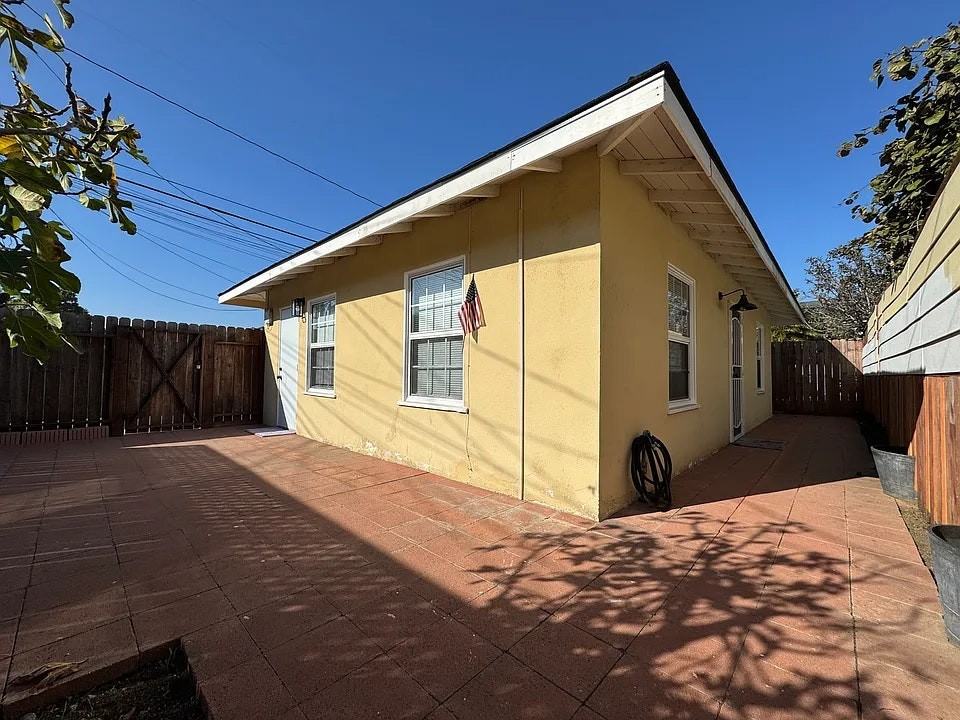 717 Ultimo Avenue - Photo 6 of 7