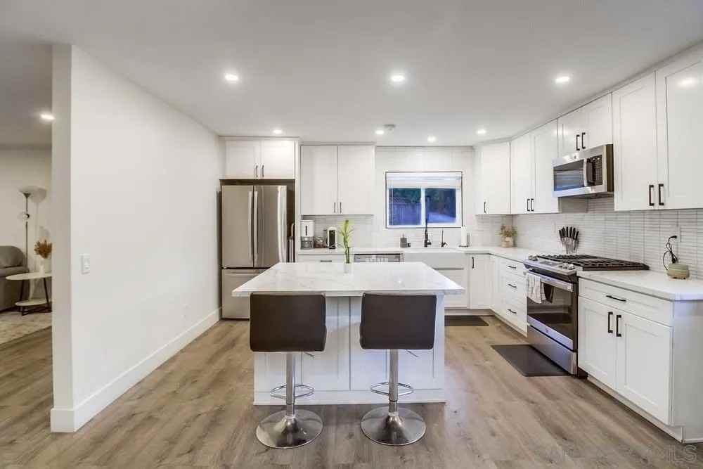 6964 Mount Vernon St #1 - Photo 6 of 30