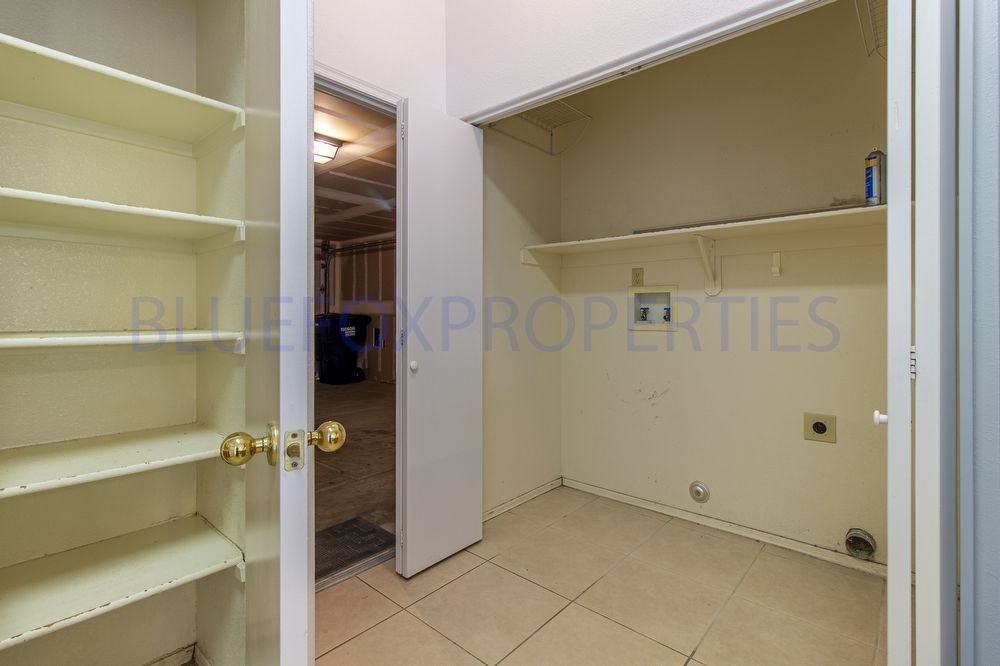 7845 S Kilbrennan Way - Photo 6 of 21