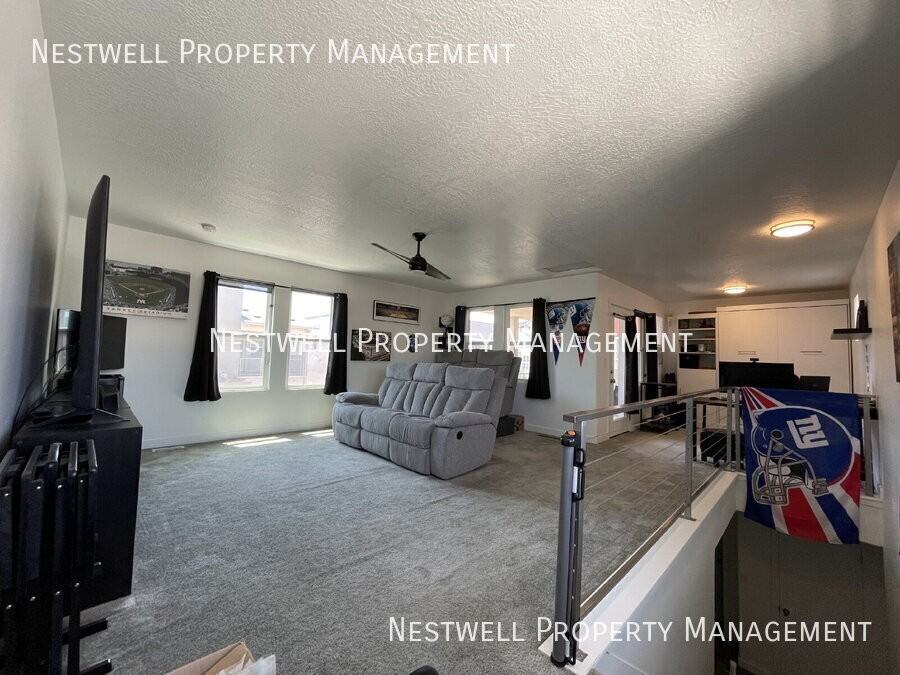 4993 W Daybreak Pkwy - Photo 5 of 20