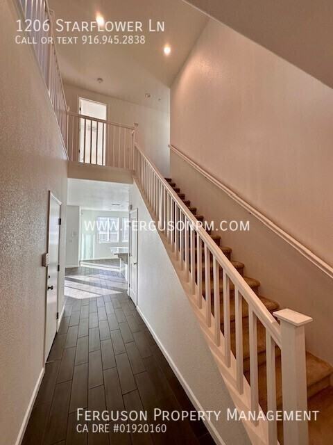 1206 Starflower Ln - Photo 2 of 21