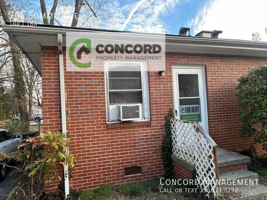 705 Summit Ave #5 - Photo 2 of 10