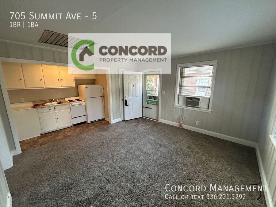 705 Summit Ave #5 - Photo 5 of 10