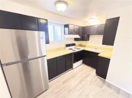 featured image of 325 W 100 S #3