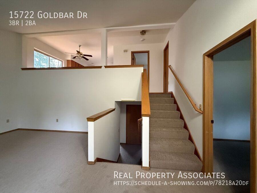 15722 Goldbar Dr - Photo 3 of 13
