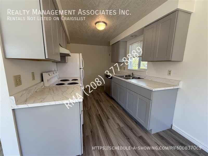 1937 N Hailey Ln - Photo 5 of 9