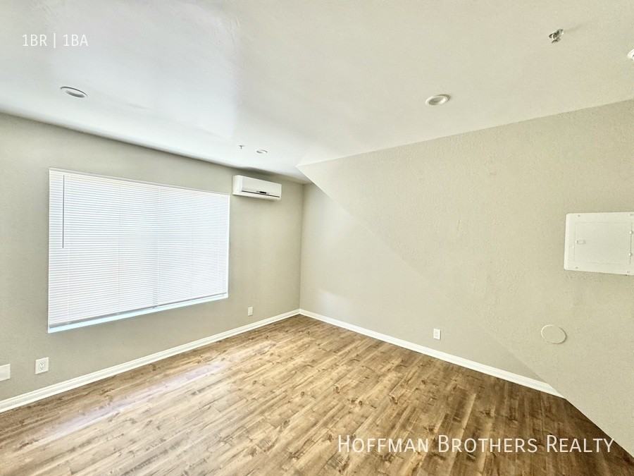 12914 Doty Ave #6 - Photo 7 of 11