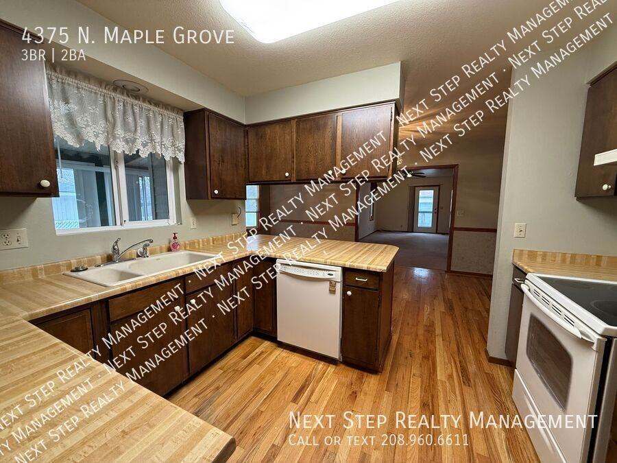 4375 N Maple Grove Rd - Photo 6 of 19