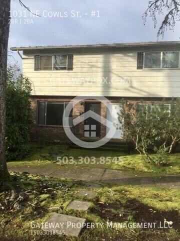 1031 Ne Cowls St #1 - Photo 2 of 18