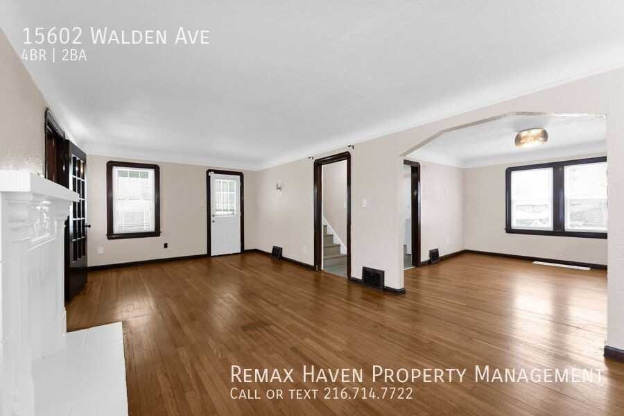 15602 Walden Ave - Photo 3 of 30