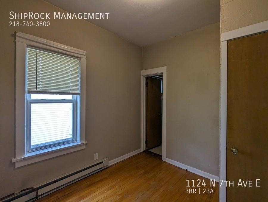 1124 N 7th Ave E - Photo 7 of 24