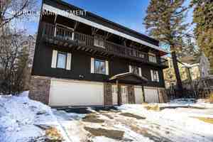 featured image of 1913 E 1st St