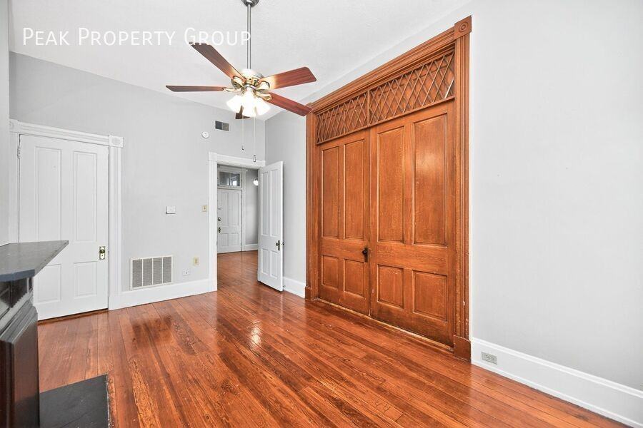 213 E University Ave Apt 5b - Photo 6 of 9