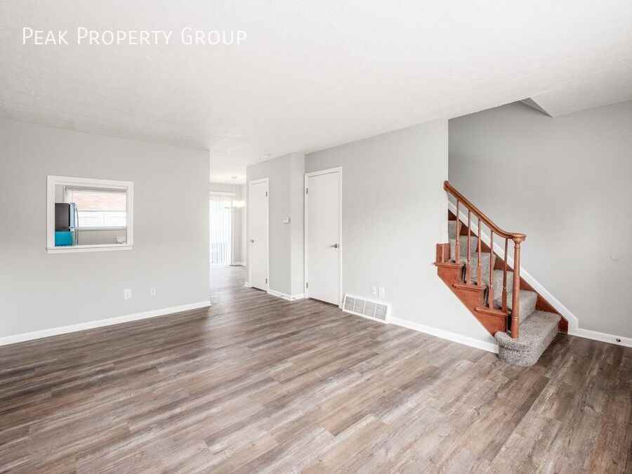 4473 Mobile Dr #4473M - Photo 5 of 33