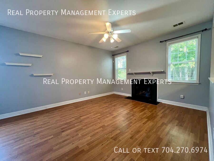 10102 Old Carolina Dr - Photo 5 of 20