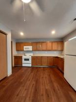 179 S 6th St #D - Photo 1 of 1