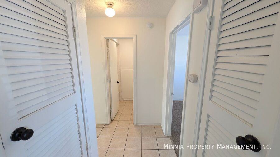 5718 Brownfield Dr #D - Photo 7 of 13