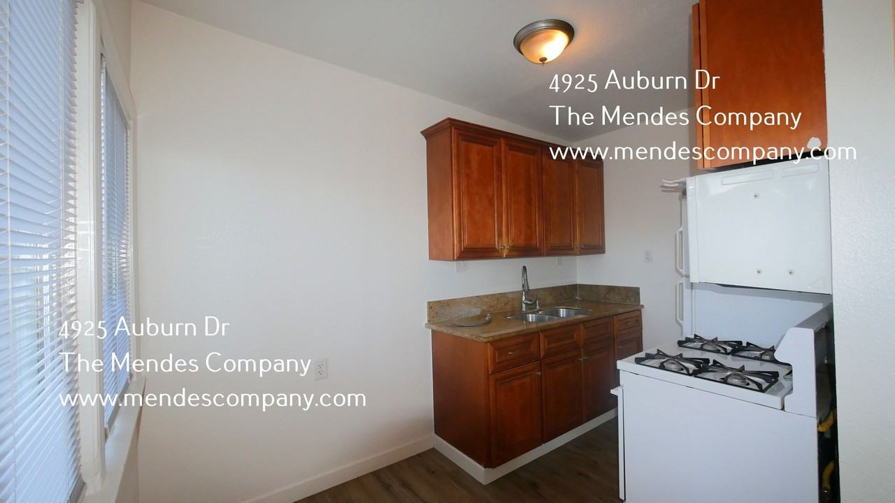 4925 Auburn Dr - Photo 2 of 8