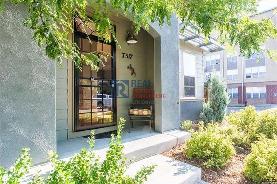 7317 W Center Ave - Photo 2 of 17