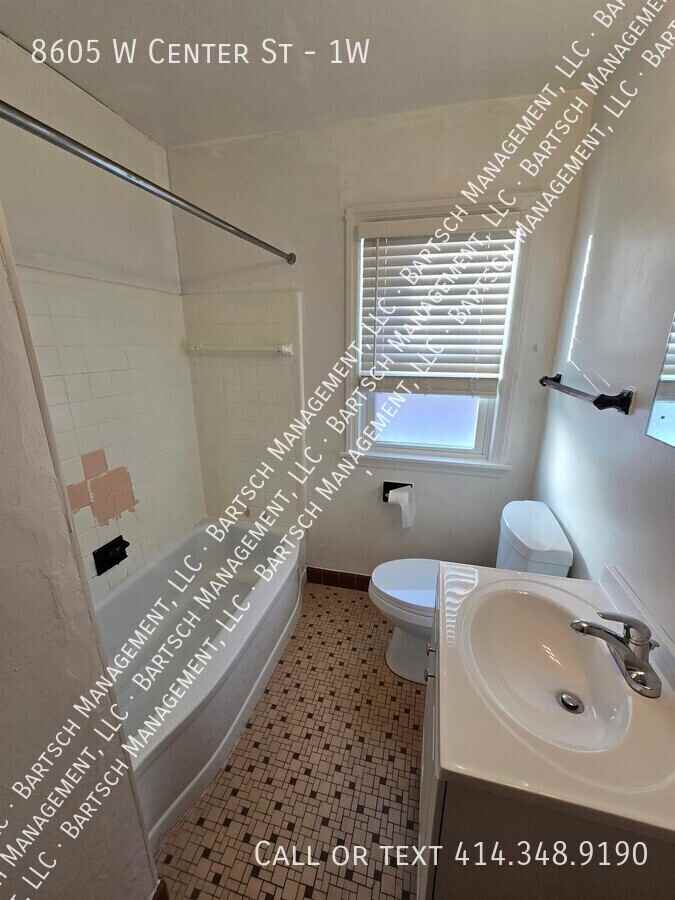 8605 W Center St #1W - Photo 5 of 6