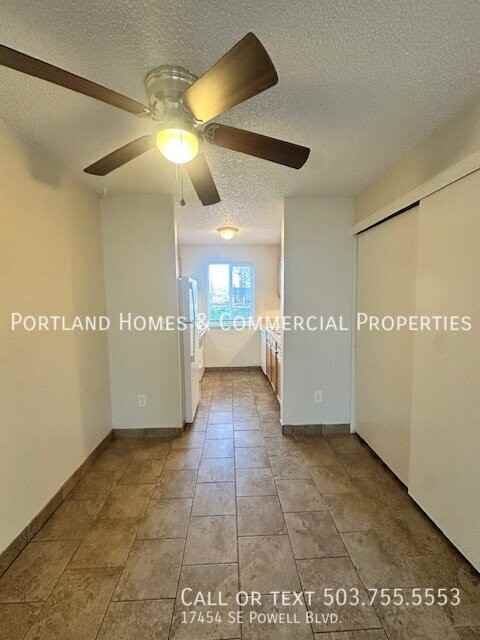 17454 Se Powell Blvd - Photo 4 of 12