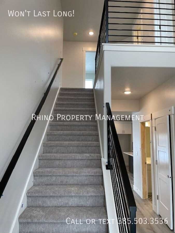 1119 S 4350 W - Photo 6 of 18