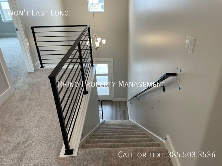 1119 S 4350 W - Photo 7 of 18