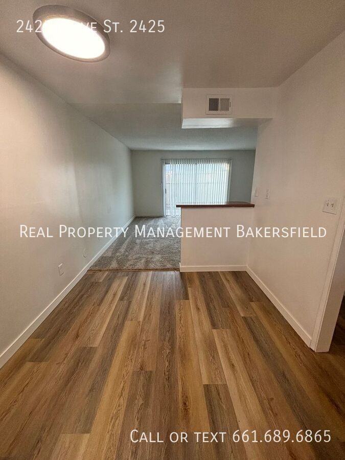 2425 Olive St - Photo 4 of 15