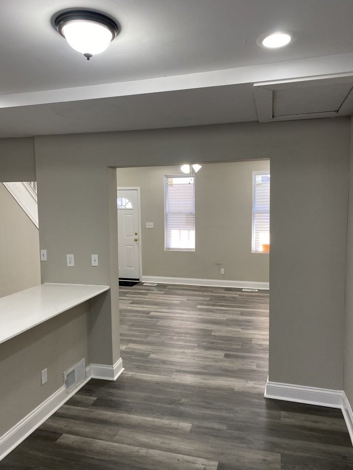 3408 Elmora Ave - Photo 4 of 9