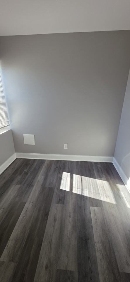 201 N Rose St - Photo 5 of 8