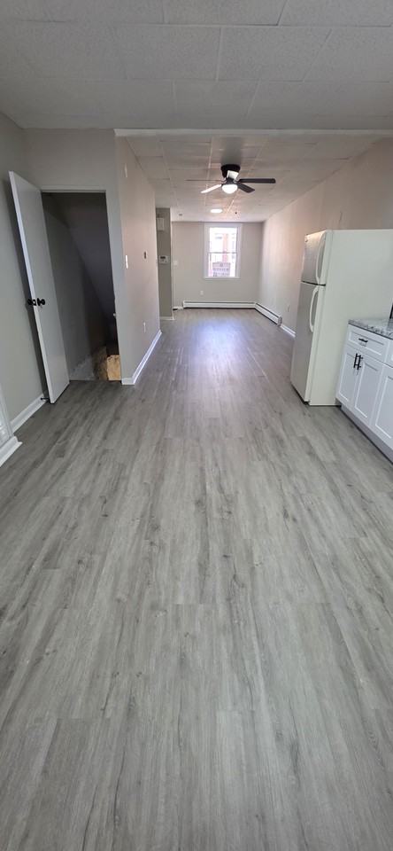 1626 Ashburton St - Photo 4 of 9