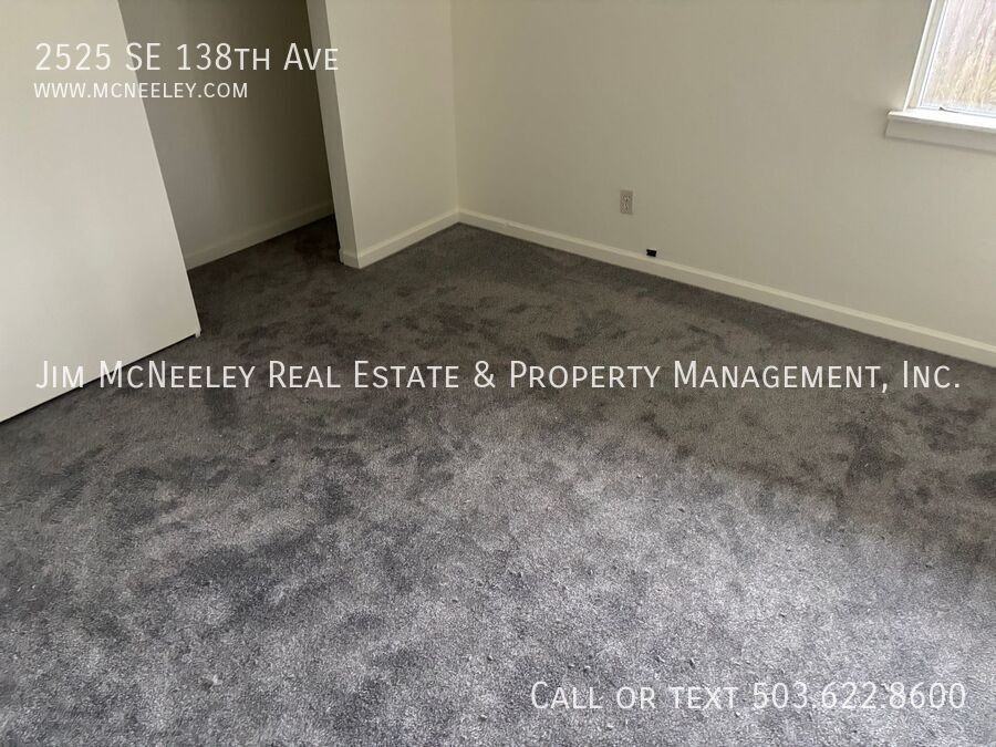 2525 Se 138th Ave - Photo 7 of 14