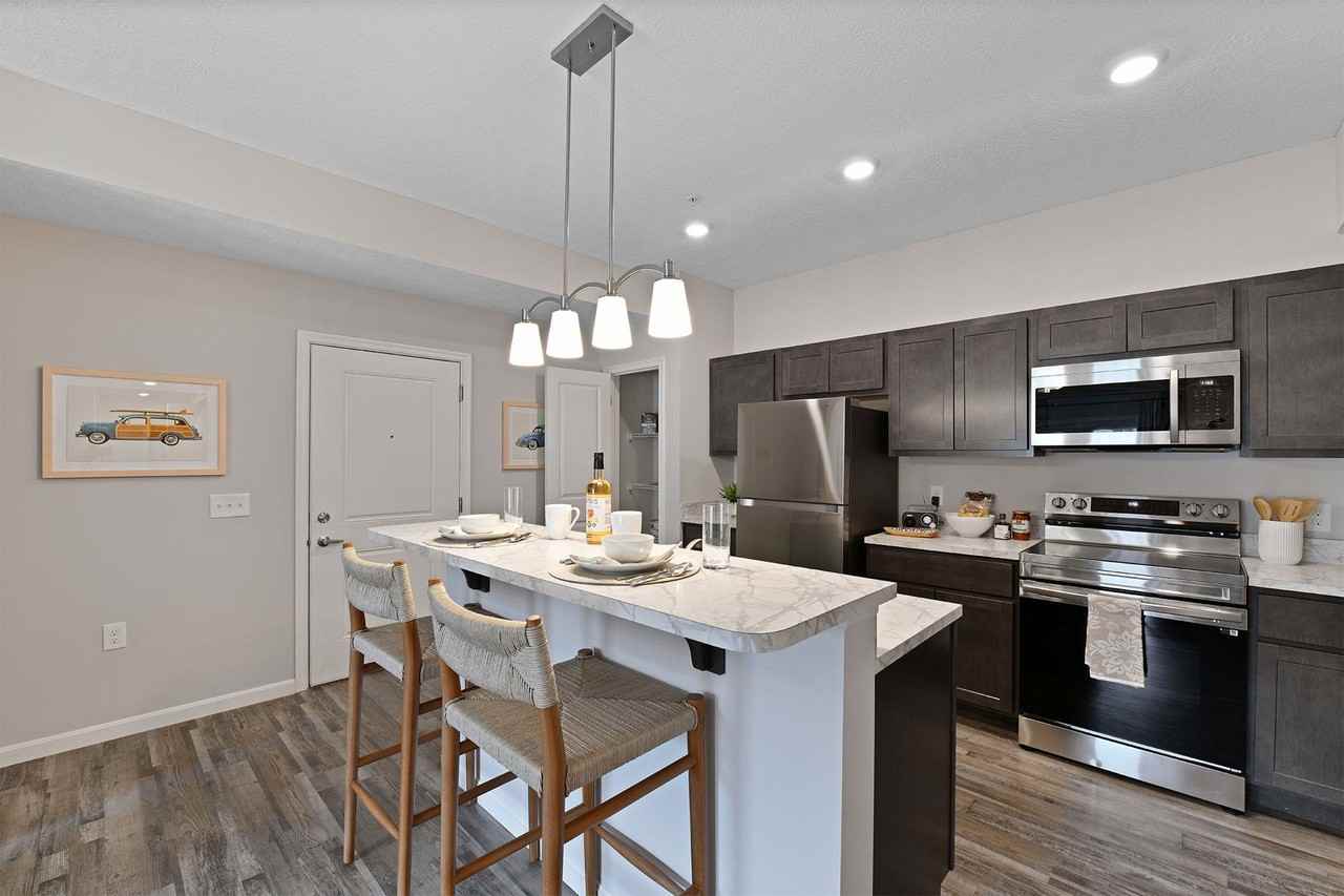 Thornton Hall - Photo 3 of 40