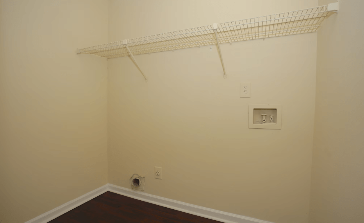 Oak Ridge Trace I Apartments Located in Morrow, GA - Photo 7 of 8