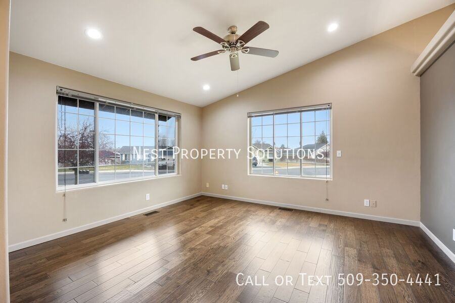 1525 S Bailey Ave - Photo 6 of 29