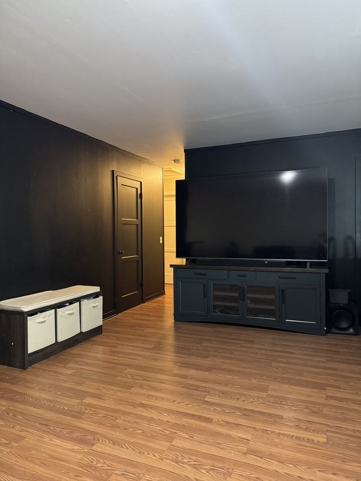 215 Casey Ave #215 - Photo 5 of 9