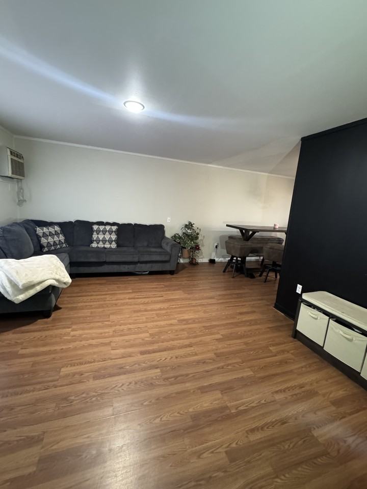 215 Casey Ave #215 - Photo 6 of 9