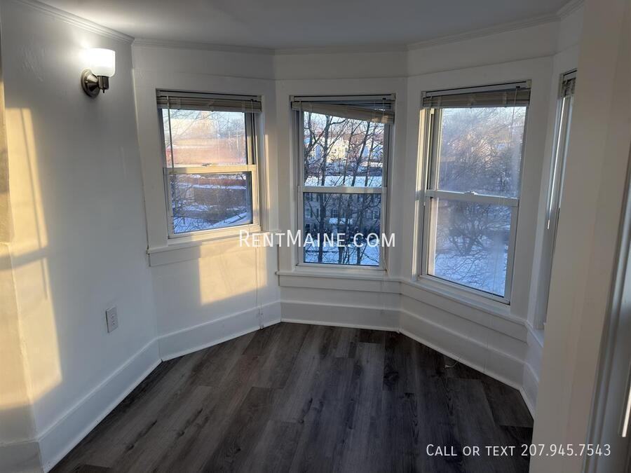 36 3rd St #6 - Photo 4 of 12