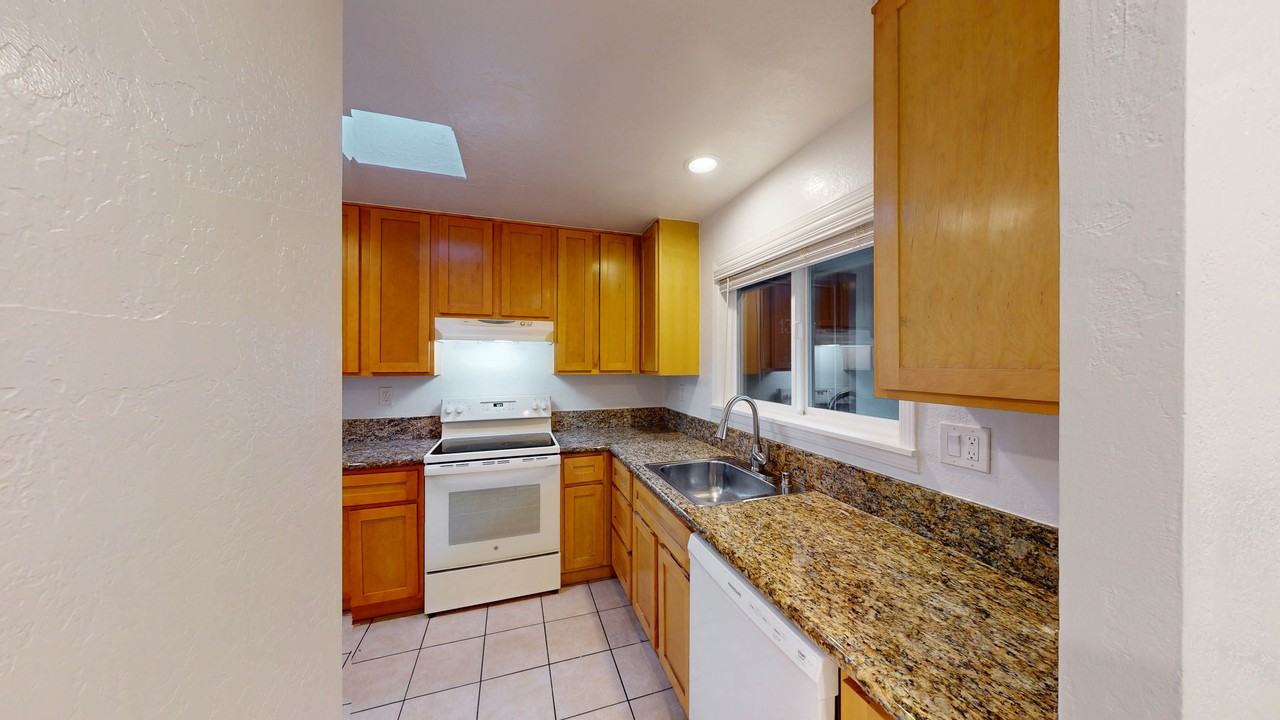 100 Sycamore Ave #14 - Photo 2 of 17