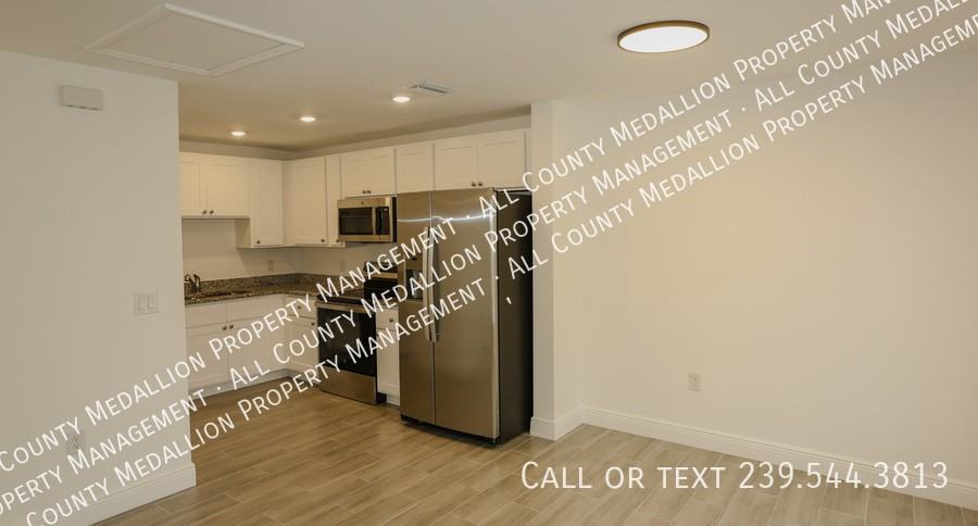 915 Graystone Ave - Photo 5 of 17