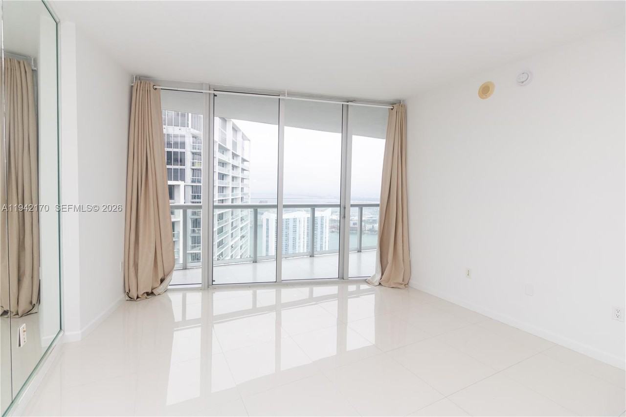 Icon Brickell #495-5508 - Photo 6 of 18
