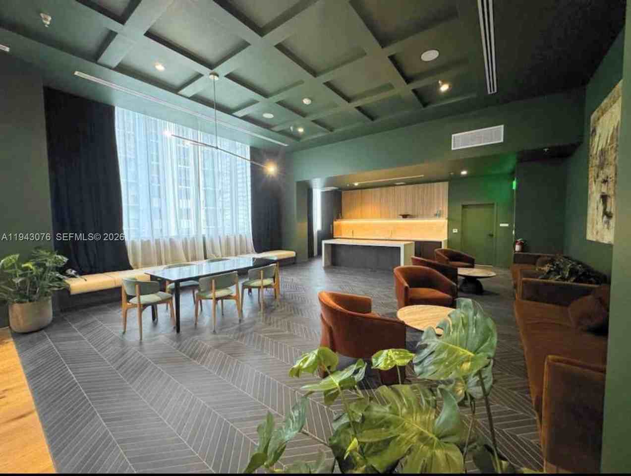 601 N Miami Ave #601-901 - Photo 4 of 17