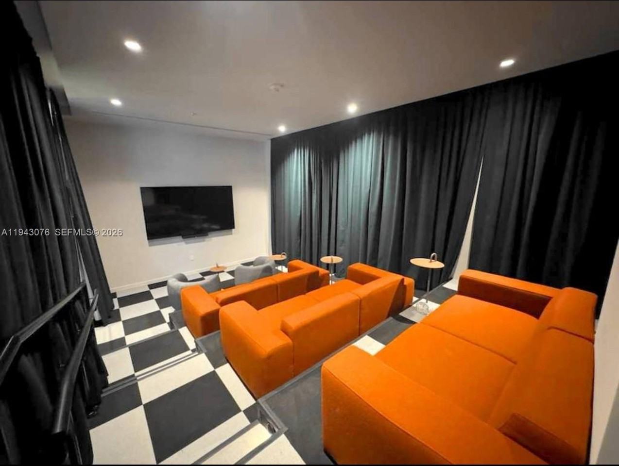 601 N Miami Ave #601-901 - Photo 7 of 17