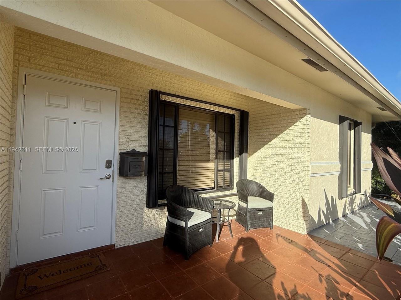 1721 Ne 48th Ct #1721 - Photo 7 of 9